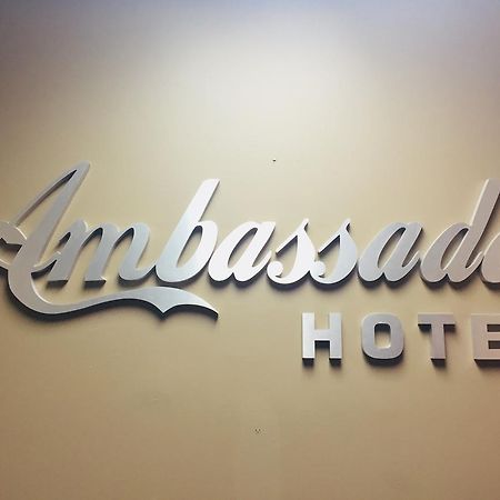 Hotel Ambassador Vancouver Eksteriør billede