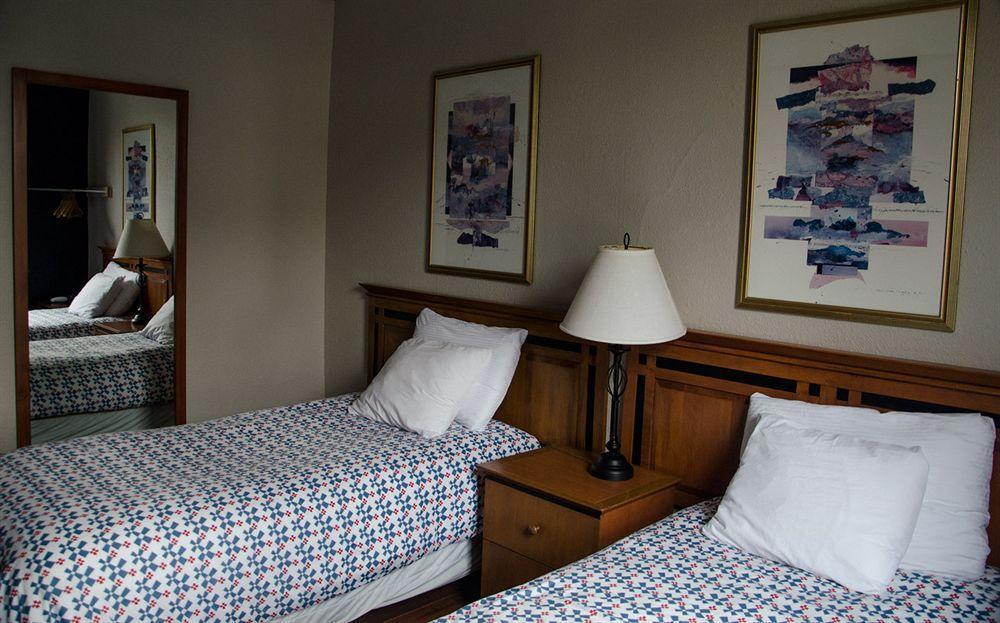 Hotel Ambassador Vancouver Eksteriør billede