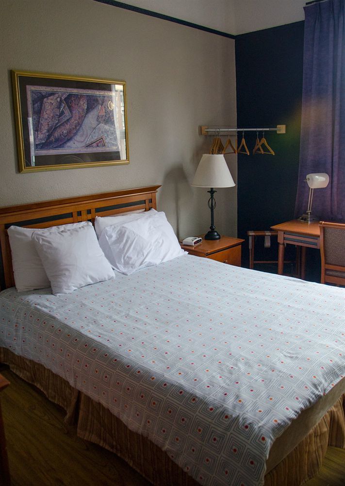 Hotel Ambassador Vancouver Eksteriør billede