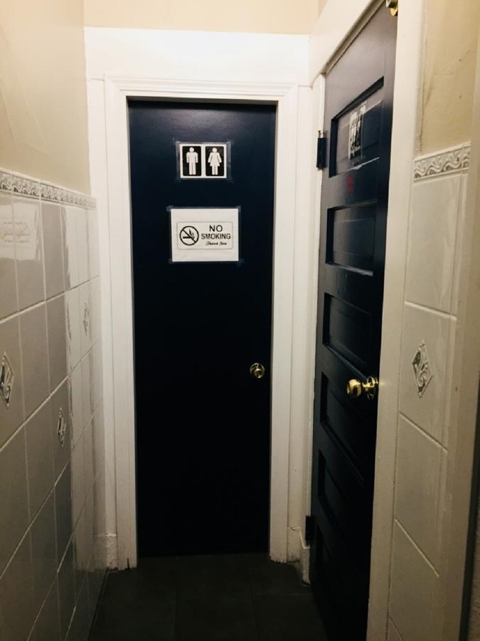 Hotel Ambassador Vancouver Eksteriør billede