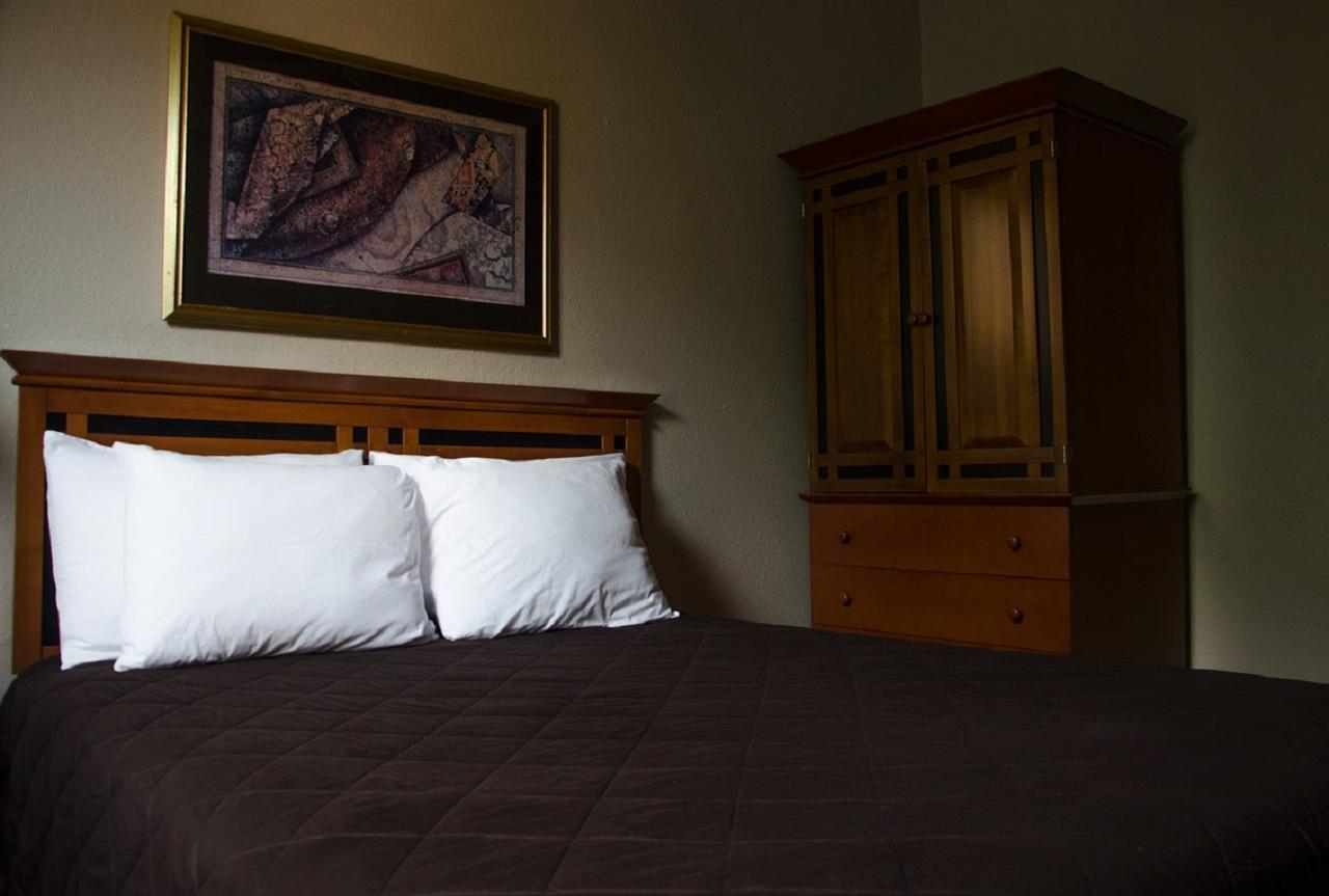 Hotel Ambassador Vancouver Eksteriør billede