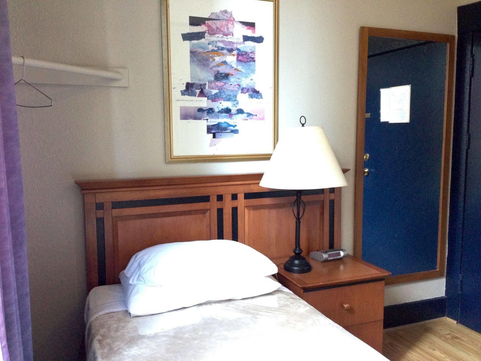Hotel Ambassador Vancouver Eksteriør billede